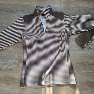 Ariat 1/2, fleece lined, XS riding top